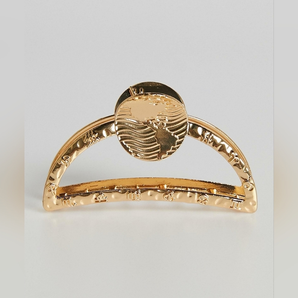 Gold Medallion Metal Hair Claw BNIB